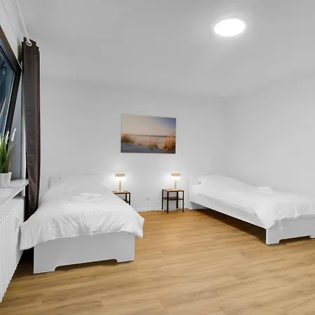 Business-apartments Mit Drei Schlafzimmern In *