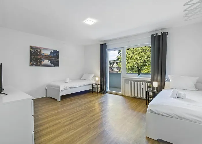 Business-apartments Mit Drei Schlafzimmern In *
